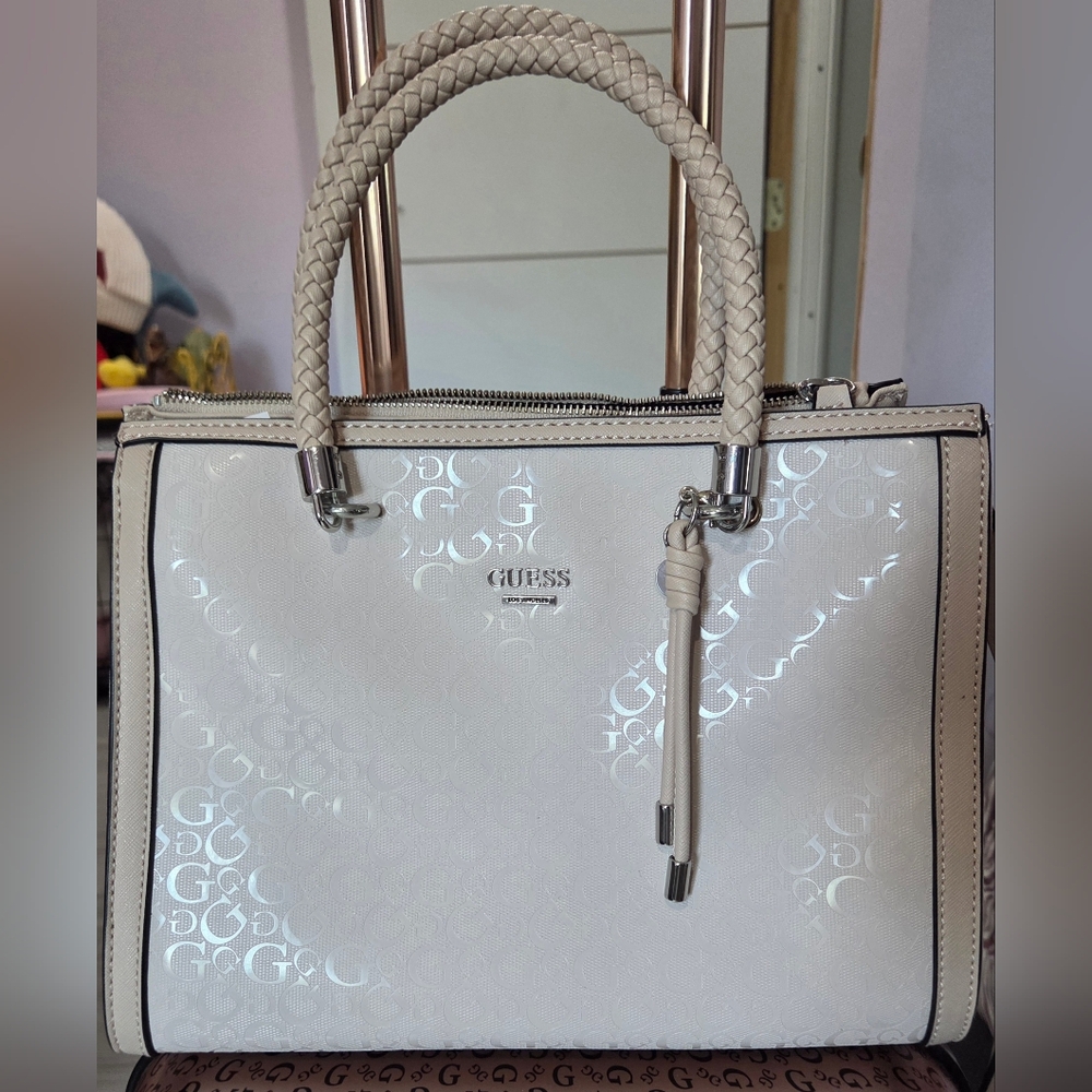 GUESS Light Pink Purse with Braided Handles and Wallet